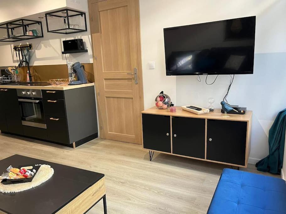 - New - Le Cherblue - Wifi / Netflix Cherbourg-en-Cotentin Exteriör bild